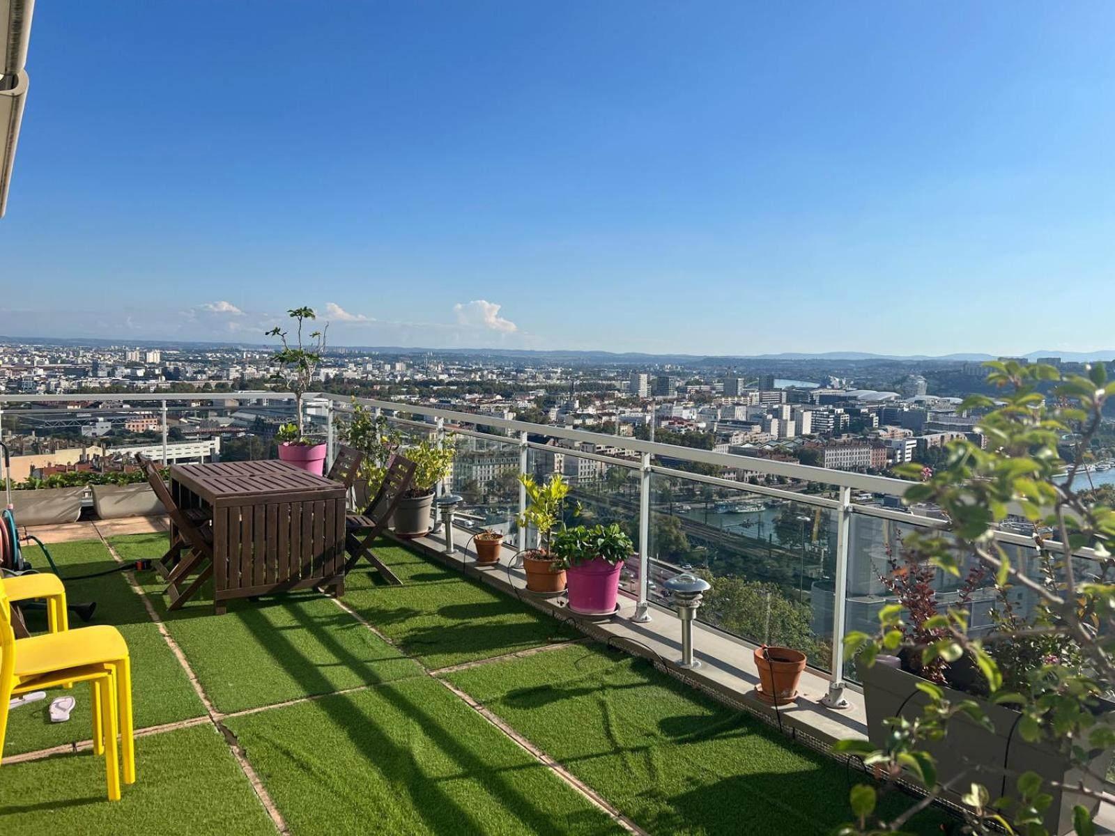 Chambre Dans Les Hauteurs De Lyon Proche Fourviere Chez L Hote Εξωτερικό φωτογραφία