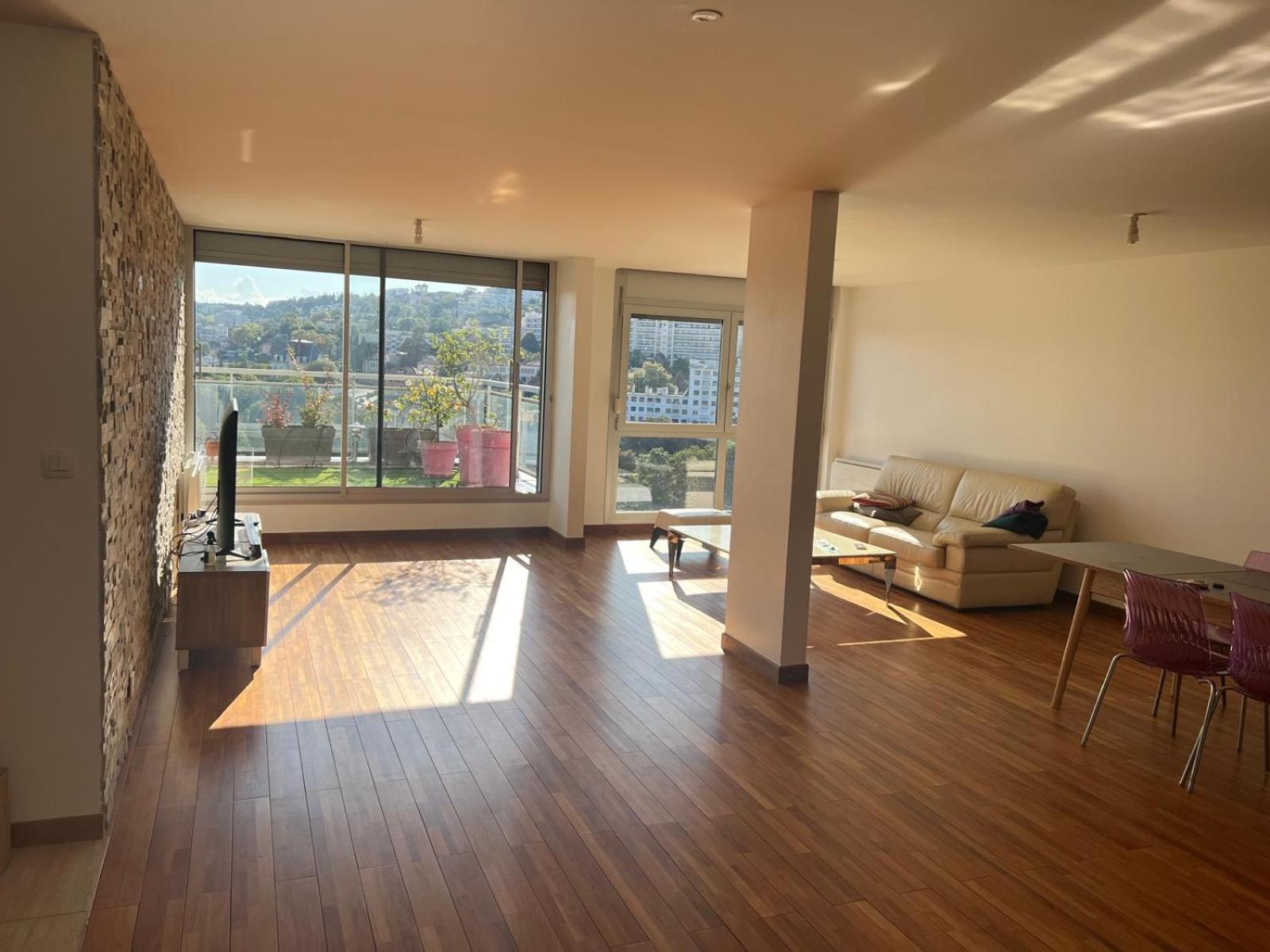 Chambre Dans Les Hauteurs De Lyon Proche Fourviere Chez L Hote Εξωτερικό φωτογραφία